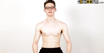 Kinky 18 Y/O Kingsley Kross Can't Wait To Fuck On Camera!